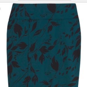 Melissa McCarthy pencil skirt NWT